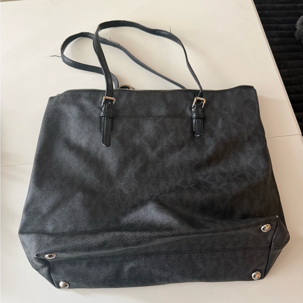 Michael Kors Black Large Signature Jet Set Tote Shoulder Bag - Picture 2 of 6